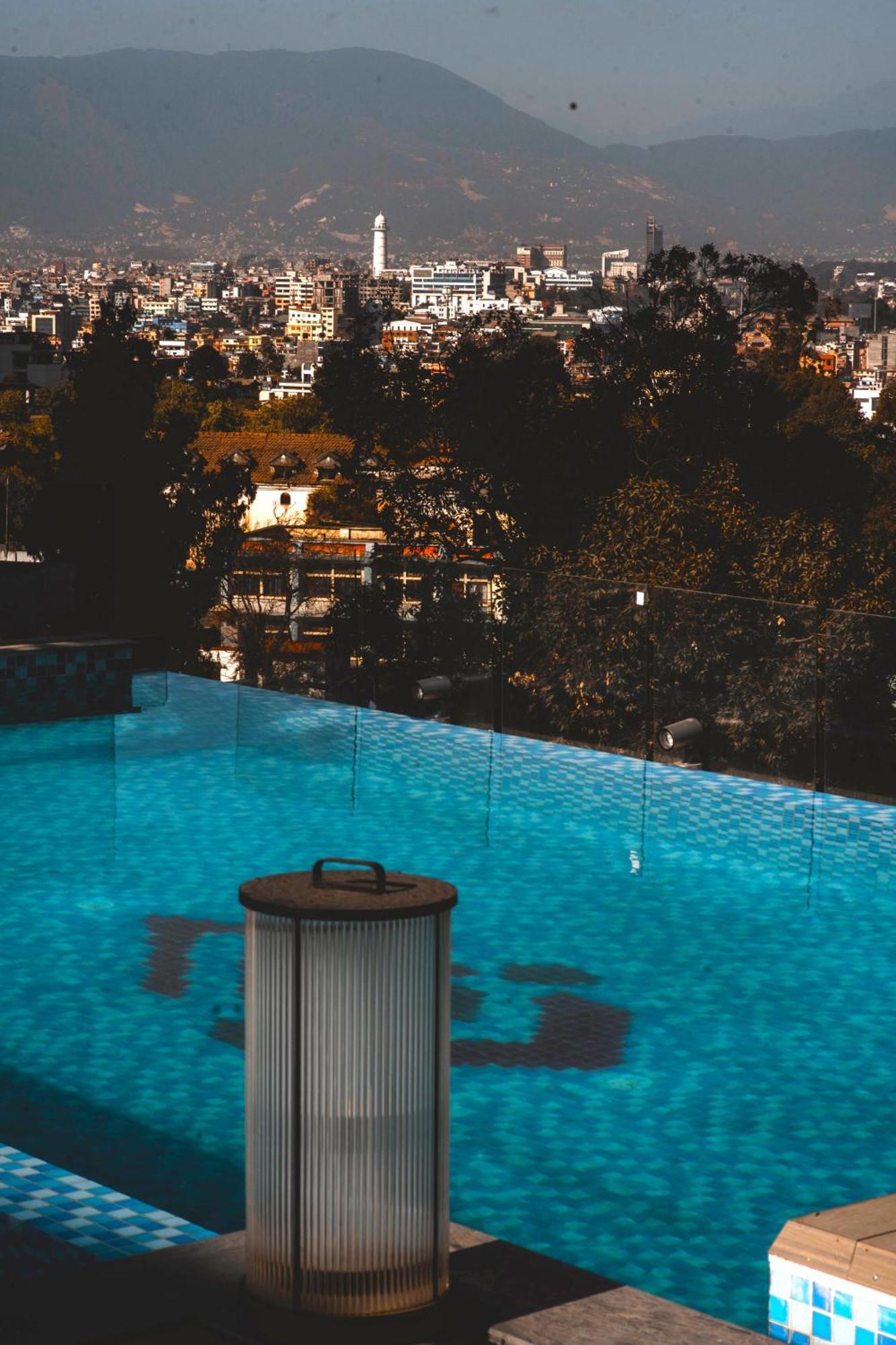 Square Hotel Kathmandu Luaran gambar
